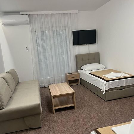 Motel Aura Mostar Exterior photo