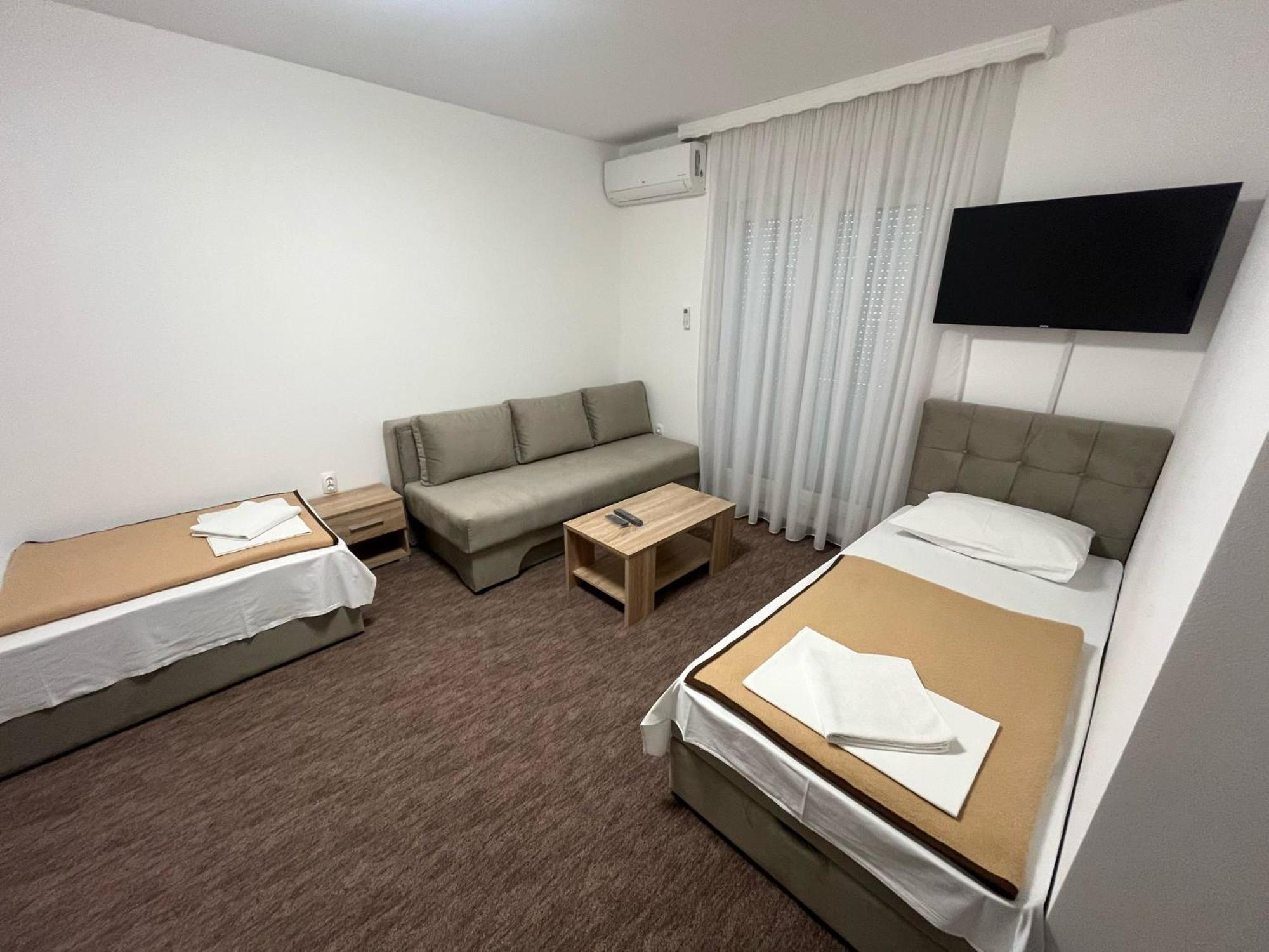 Motel Aura Mostar Exterior photo