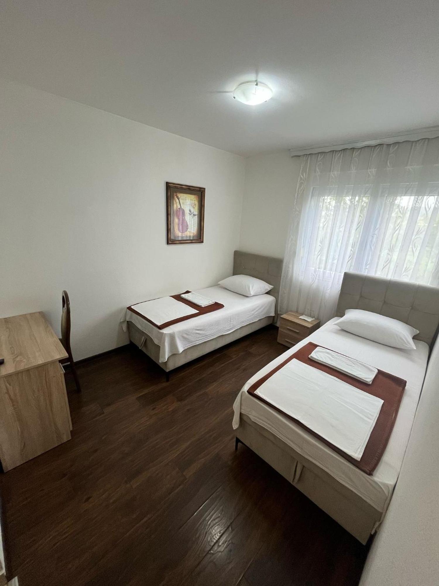 Motel Aura Mostar Exterior photo